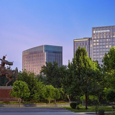 Intercontinental Tashkent By Ihg Hotel Bagian luar foto