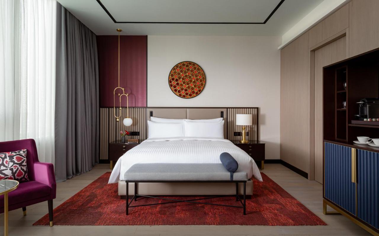Intercontinental Tashkent By Ihg Hotel Bagian luar foto