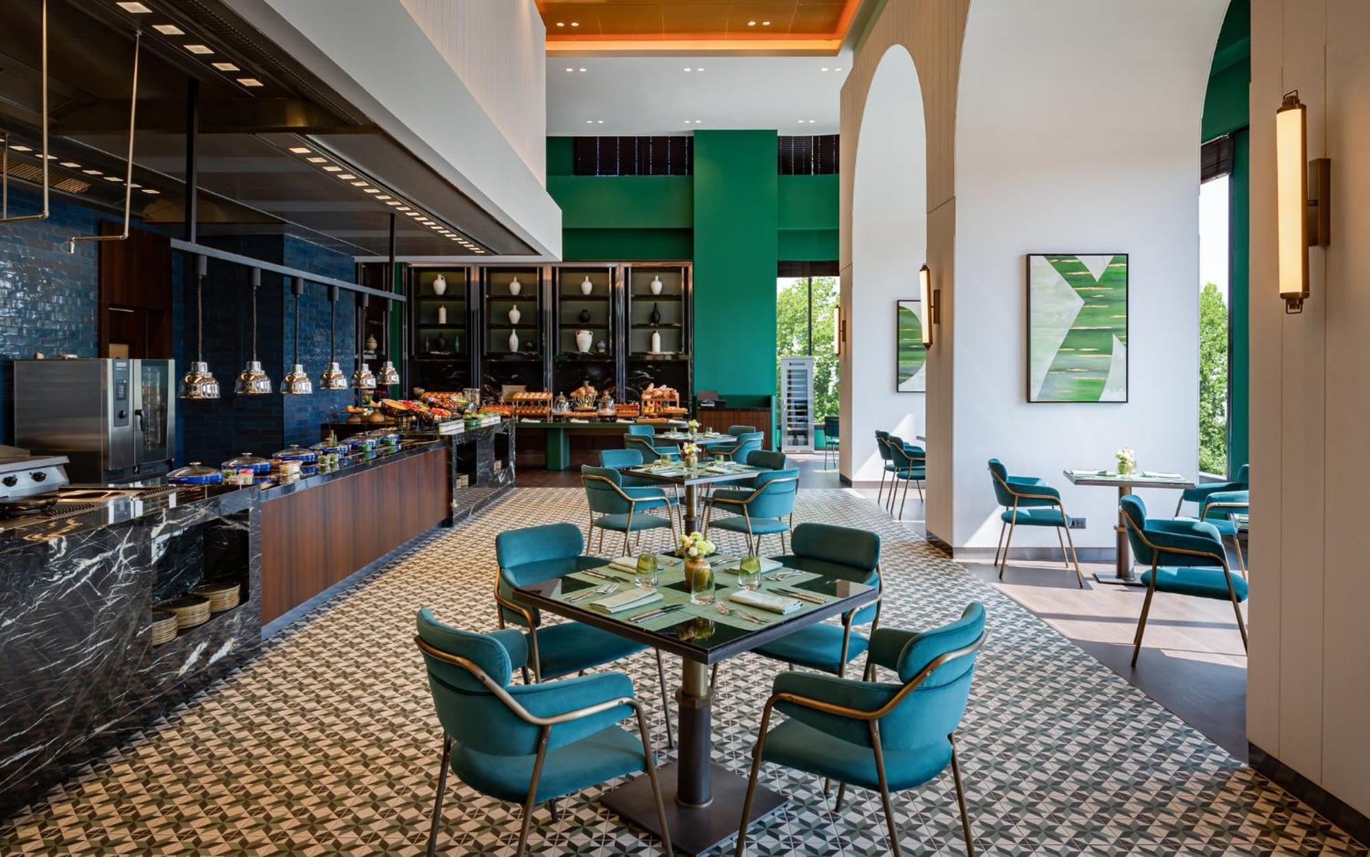Intercontinental Tashkent By Ihg Hotel Bagian luar foto